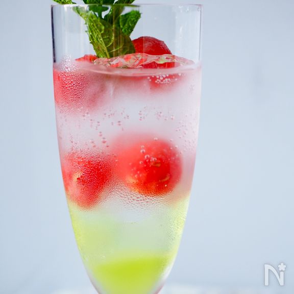 ✳︎スイカの実のシュワシュワサイダー✳︎【簡単おうちカフェ】