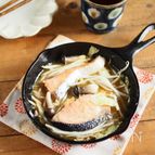 LODGEスキレットで！鮭のちゃんちゃん焼き