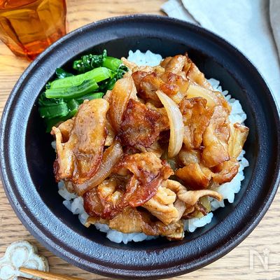 \タレが最強/うまだれ豚丼
