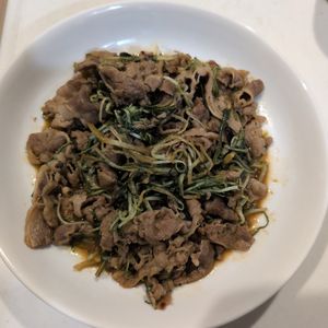 海の作ってみた!投稿(ごはんがすすむ☆牛肉と水菜のバタポンガーリック)