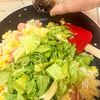 シャキシャキ美味しい！ウインナーとレタスのパラパラ炒飯の工程6