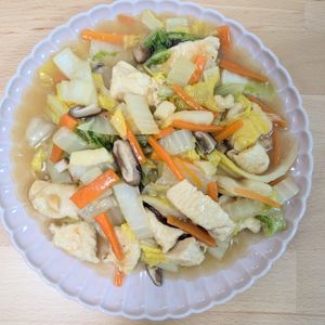 ゆいの作ってみた!投稿(【鶏むね肉と白菜の旨とろ煮】丼にしてもおいしい♡コスパ抜群！)