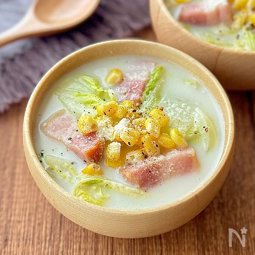 白菜とベーコンのやさしいミルクスープ