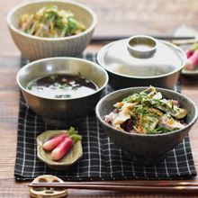 男子も女子も好き♡〆に食べたいたっぷり薬味のしめ鯖丼