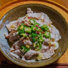 暑い季節に♪【オクラと豚しゃぶの梅そうめん】
