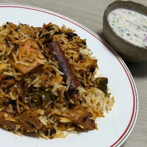 みーこの作ってみた!投稿(【チキンビリヤニ】知ったが最後 魅惑のスパイスご飯)