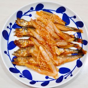まゆの作ってみた!投稿(【ししゃもと玉ねぎのごま照り焼き】甘辛味でごはんがすすむ♪)