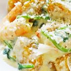 かぼちゃのニョッキ　エビとほうれん草のホワイトソース