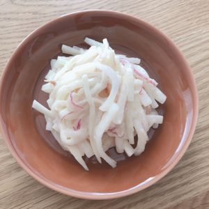 ミルクの作ってみた!投稿(大根と玉ねぎとツナのあとひきマヨサラダ)
