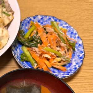 ららぴおの作ってみた!投稿(レンジで簡単！彩り副菜♡【小松菜と人参の和風ツナサラダ】)