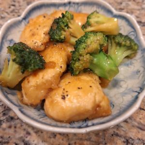 まささとの作ってみた!投稿(【鶏肉とブロッコリーのガリバタチキン】ごはんがモリモリ進む♡)