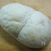 もっちり白パンで作る「ロースハムとクリームチースのサンド」の下準備