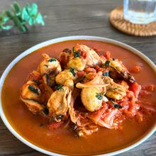 冷凍牡蠣たっぷりのトマト煮