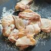 ご飯にどーんとのせて大満足◎【鶏肉とネギの照り焼き丼】の工程1