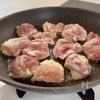 旨みしっかり！【鶏もも肉の塩だれ風焼き】の工程1