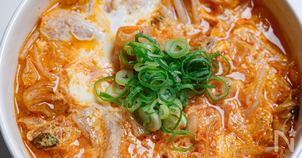 簡単！時短！野菜たっぷり旨辛豚キムスープ