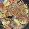 【あとひくウマさ♪】サバ缶とトマトの焼きうどんの工程6