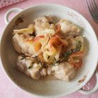 とろとろたまねぎとりんごの鶏肉ワイン煮