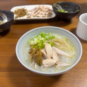 こむぎの作ってみた!投稿(【鶏の中華粥】体を休めたい日に。七草粥にも◎)