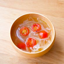 簡単♪トマトと玉ねぎのコンソメスープ