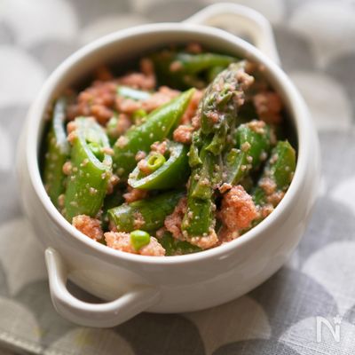 3分・スナップえんどうとアスパラのタラマヨサラダ。
