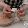 我が家の定番になった絶品♪【大葉だし餃子】おだしなのに本格的の工程3