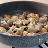 あるとうれしい♪ほっとする【鶏肉と根菜のうま煮】の工程2