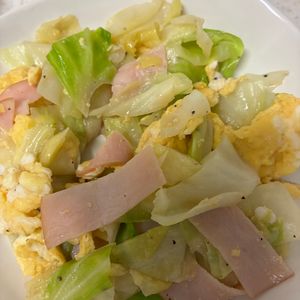 ミントミントの作ってみた!投稿(【キャベツとハムの卵炒め】ふんわり卵とシャキッとキャベツ♪)