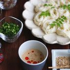 豆乳ごまだれのピリ辛そうめん。