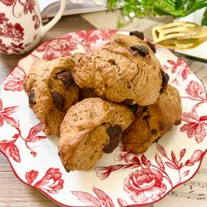 のりのり🐾🎀🤍の作ってみた!投稿(焼くまで10分！簡単チョコスコーン)