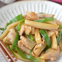 豚肉とれんこんのチンジャオロースー風炒め