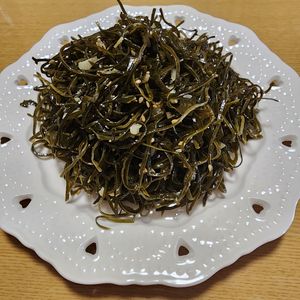 ナムディの作ってみた!投稿(フォロワさんに大人気！想像以上の味【切り昆布ナムル炒め】)