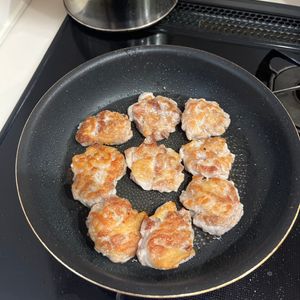 782729の作ってみた!投稿(男子が喜ぶ！包丁不要【ハンバーグみたいな豚こま丸め焼き】)