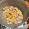 10分で簡単！水菜とにんじんと油揚げのサッと煮の工程1