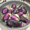 素麺つゆで茄子とピーマンの揚げ浸しの工程2