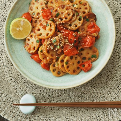 れんこんとトマトのすだち味噌炒め