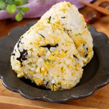 【自家製のりたまおにぎり】手作りのりたまふりかけ♪