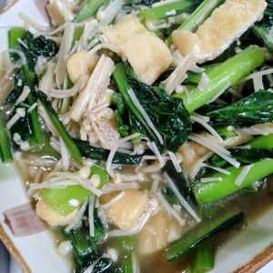 ゆみの作ってみた!投稿(【小松菜と油揚げの炒め煮】じゅわ〜と染みる副菜♡作り置きにも)