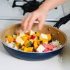 【かぼちゃとさつまいものカレーそぼろ炒め】パパッとワンパンの工程1