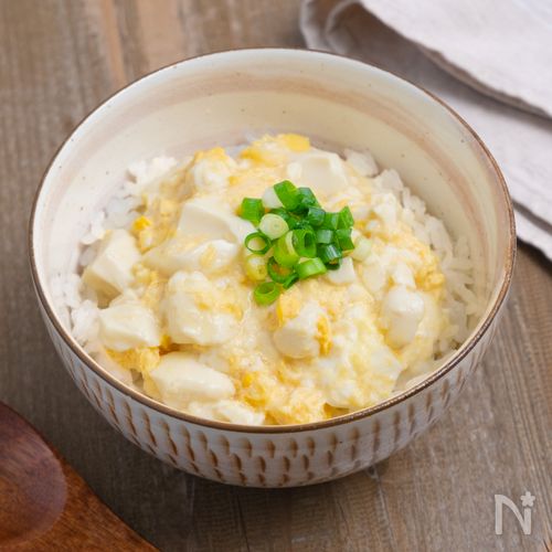 【レンジで簡単】白だしで絹豆腐とふわとろ卵の絶品あんかけ