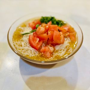 りりの作ってみた!投稿(【汁まで飲み干す！トマトとツナの旨スープそうめん】簡単絶品！)