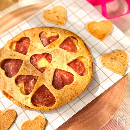 バレンタインディナー♡【簡単すぎるハートピザ】