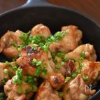 【ラクうま】ほんのり梅バターの手羽元のソテー。