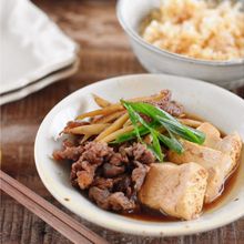 簡単下準備でお肉柔らか！牛肉とお豆腐の煮物