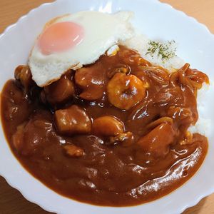 まゆのの作ってみた!投稿(15分で簡単美味！
即席シーフードカレー)