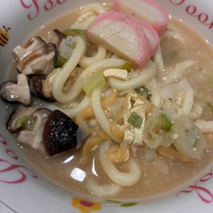 イトマルの作ってみた!投稿(丸ごと冷凍味噌煮込みうどん【冷凍作り置き】)