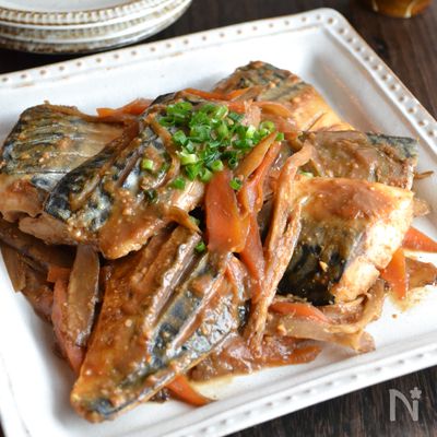 フライパンで煮物♪サバと根菜の味噌照り煮