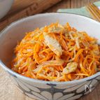 10分！保育園で大人気＼にんじんとしらたきのツナ炒め／