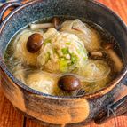 【鶏団子ときのこの春雨スープ】食べ応えもあり◎