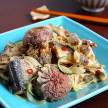 秋の味覚が盛りだくさん！【きのことサンマの南蛮漬け】